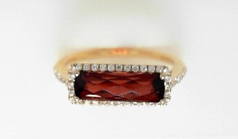 Ladies 14 Karat Yellow Gold Fashion Ring With 2.00Tw Rectangular Cushion Garnet And 0.20Tw Round G/H Si2 Diamonds Size 6.5