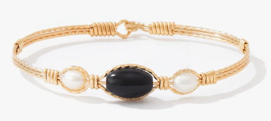 Trinity Bracelet-14K Gold Artist Wire with Black Onyx and Pearl- Size 7.5